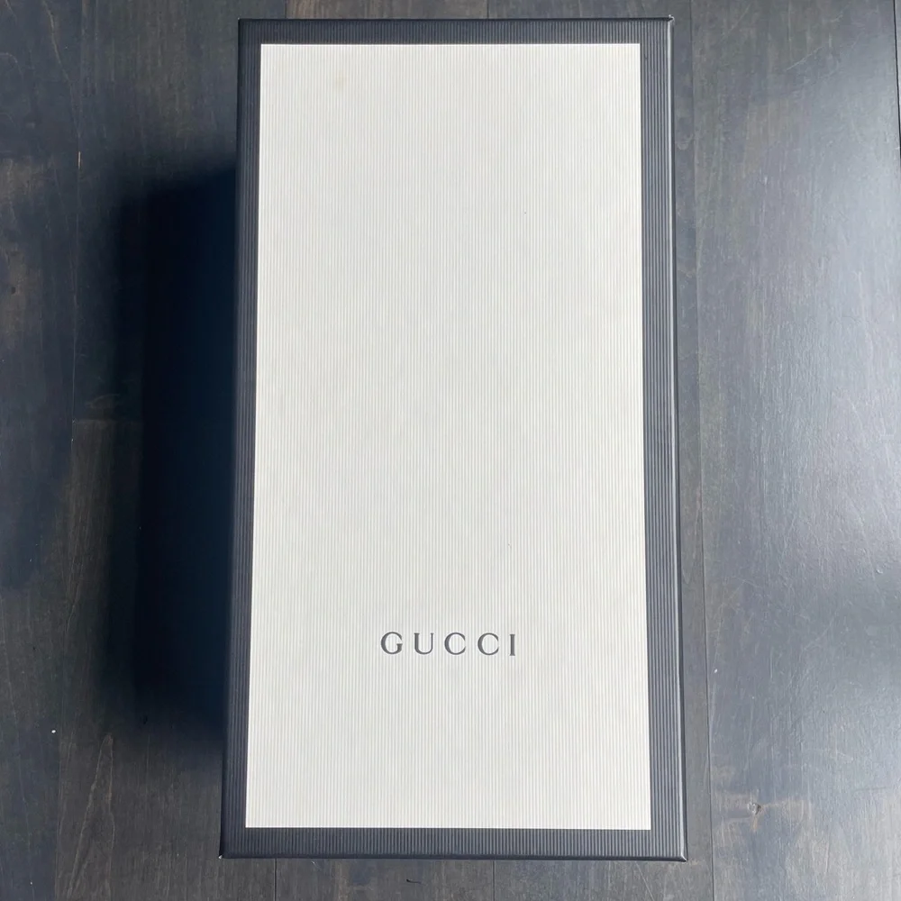 Gucci shoe box and dust bags - Picture 3 of 5